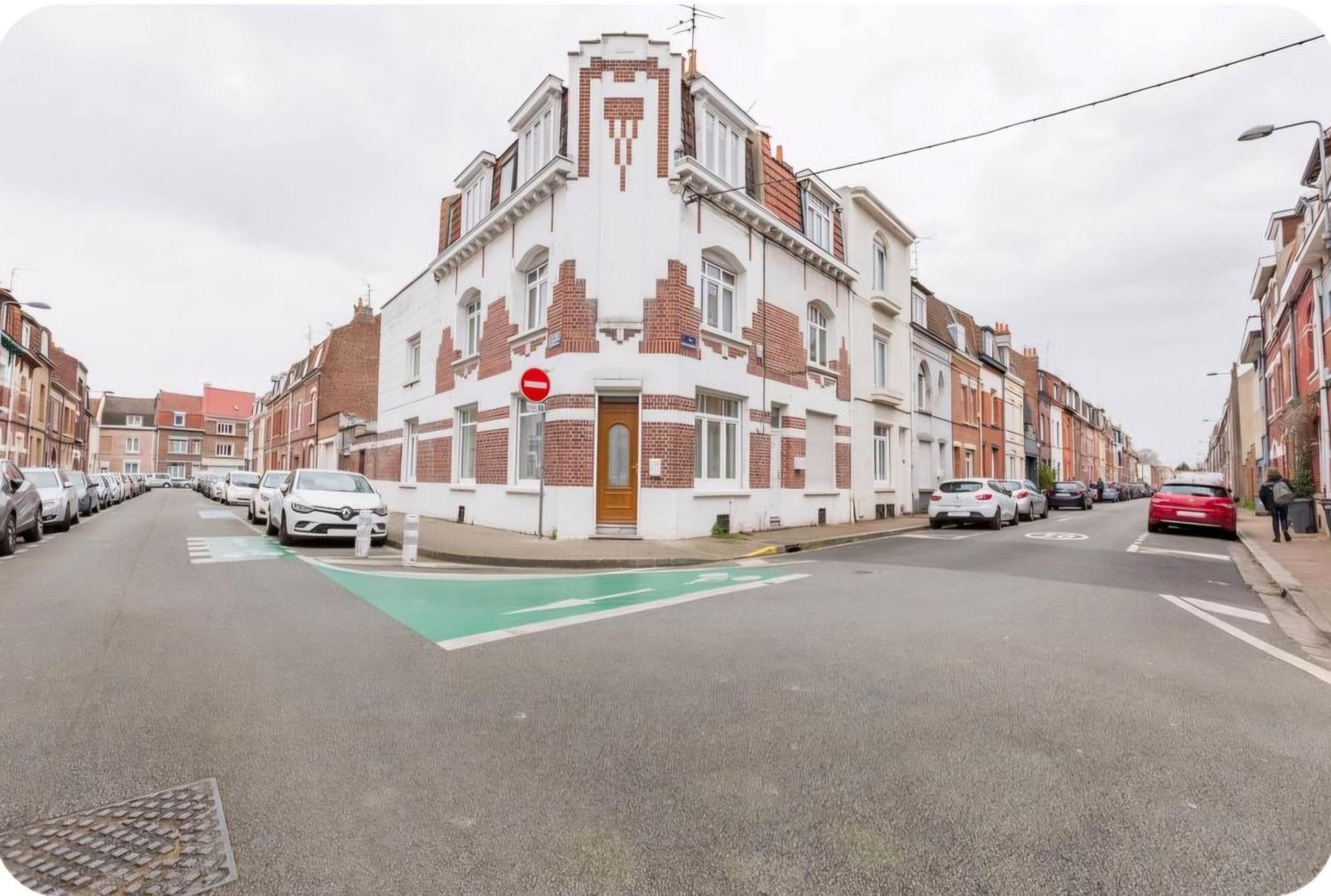 Lille Pres Du Chu Lille Apartment Bagian luar foto